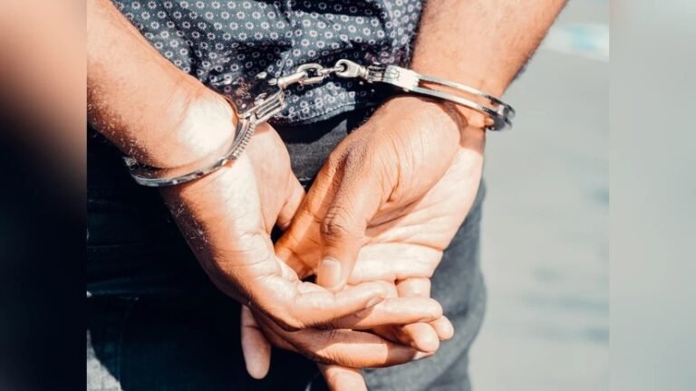 ਅਮਰੀਕੀ ਨਾਗਰਿਕਾਂ ਨੂੰ ਠੱਗਣ ਵਾਲੇ 12 ਗ੍ਰਿਫਤਾਰ