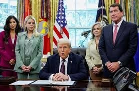 ਦ ਨਿਊਯਾਰਕ ਟਾਈਮਜ਼’ ਵਿਰੁੱਧ‘ਟਰੰਪ ਵੱਲੋਂ 15 ਬਿਲੀਅਨ ਡਾਲਰ ਦਾ ਮਾਣਹਾਨੀ ਮੁਕੱਦਮਾ