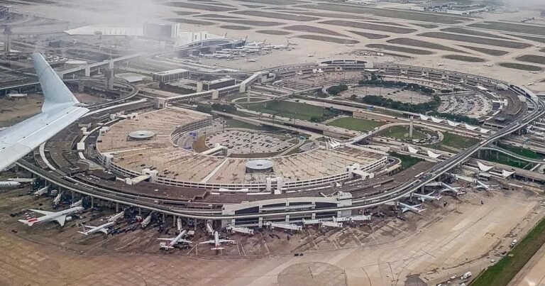 ਡੱਲਾਸ ਹਵਾਈ ਅੱਡੇ ’ਤੇ 1,800 ਤੋਂ ਵੱਧ ਉਡਾਣਾਂ ਪ੍ਰਭਾਵਿਤ