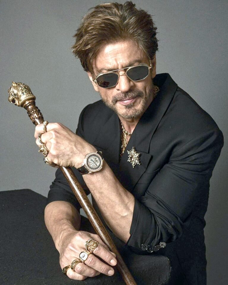 ਸ਼ਾਹਰੁਖ ਖਾਨ 12,490 ਕਰੋੜ ਦੀ ਹੈ ਜਾਇਦਾਦ ਨਾਲ ਬਣੇ ਸਭ ਤੋਂ ਅਮੀਰ ਐਕਟਰ ਮੁੰਬਈ