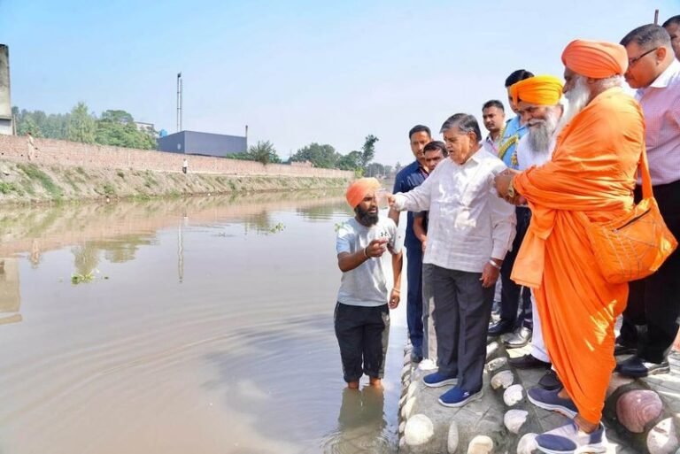 ਲੁਧਿਆਣਾ ਦਾ ਬੁੱਢੇ ਦਰਿਆ ’ਚ ਪ੍ਰਦੂਸ਼ਣ ਫੈਲਾਉਣ ਵਾਲਿਆਂ ਖ਼ਿਲਾਫ਼ ਹੋਵੇਗੀ ਕਾਰਵਾਈ