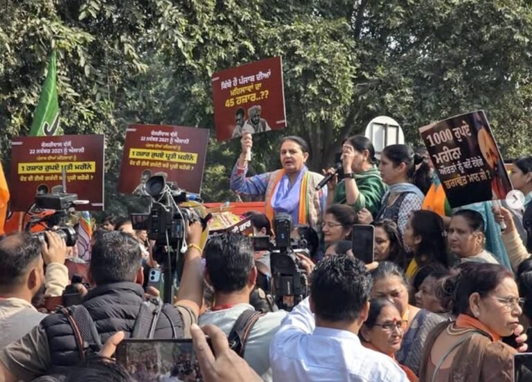 ਇੰਦਰ ਕੌਰ ਸਣੇ ਭਾਜਪਾ ਮਹਿਲਾ ਮੋਰਚੇ ਦੀਆਂ ਆਗੂਆਂ ਨੂੰ ਹਿਰਾਸਤ ’ਚ ਲਿਆ