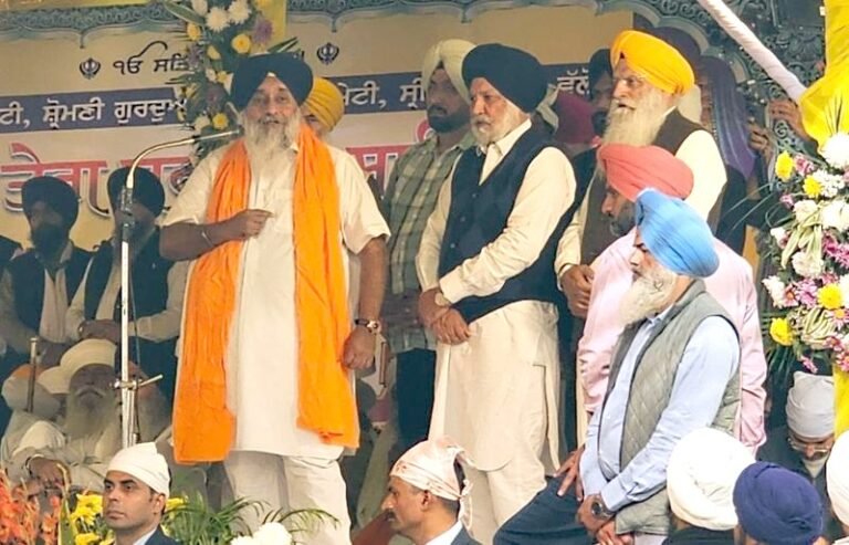 ਆਨੰਦਪੁਰ ਸਾਹਿਬ ਨੂੰ 15 ਸਾਲ ਪਹਿਲਾਂ ਹੀ ਅਕਾਲੀ ਦਲ ਨੇ ਪਵਿੱਤਰ ਸ਼ਹਿਰ ਐਲਾਨਿਆ ਸੀ: ਬਾਦਲ